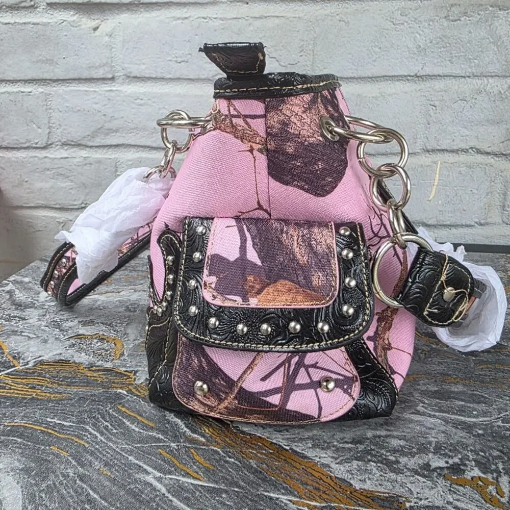 Mossy Oak Pink Camo Rhinestone Horseshoe Crossed Pistols